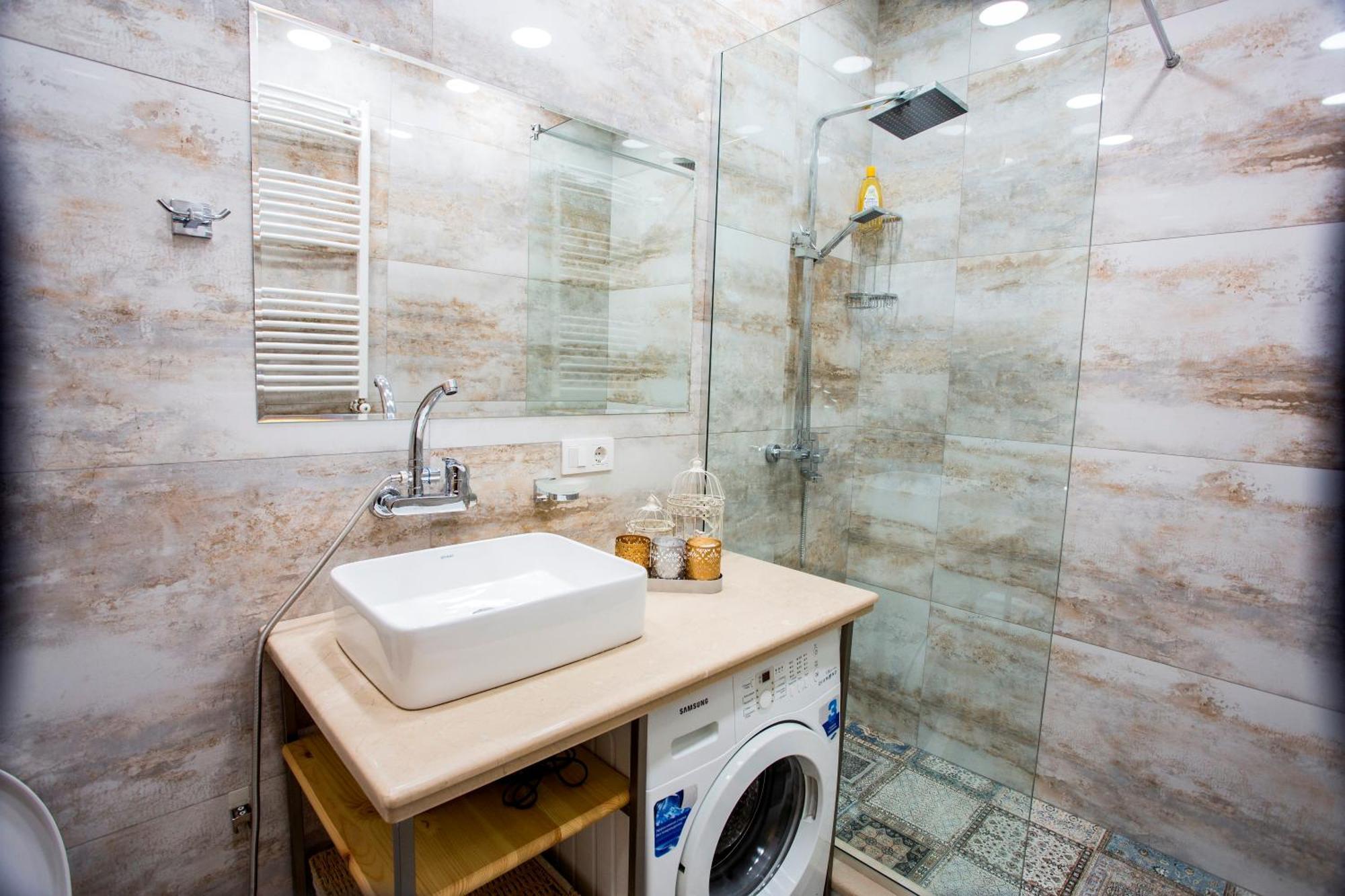 Yellow Apartment In Avlabari Tbilisi Esterno foto